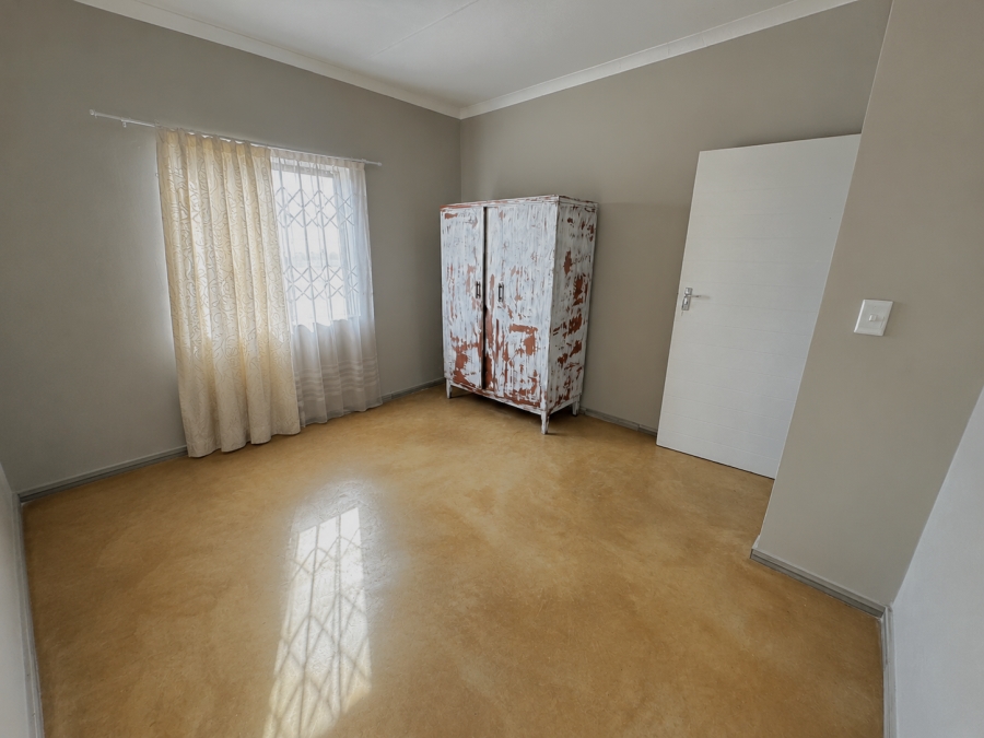 To Let 3 Bedroom Property for Rent in Santareme Eastern Cape